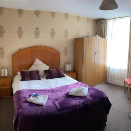 The Melville - Location Hotel