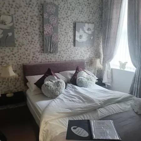 Friends Hotel