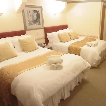 Hotel Lily *