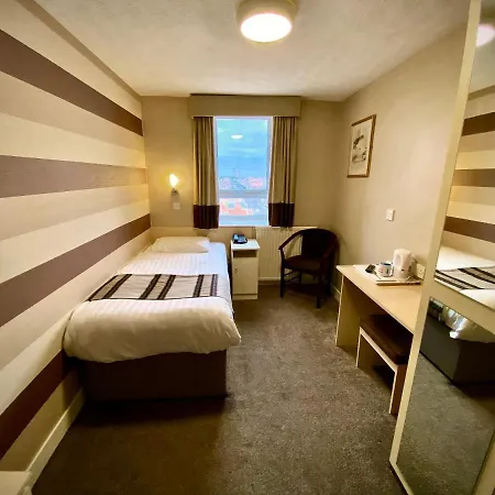 Doric Hotel