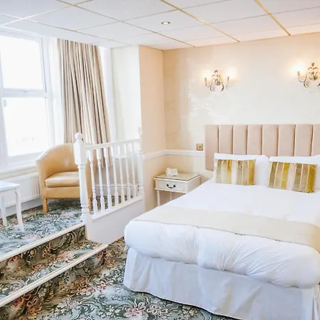 Doric 3* Blackpool