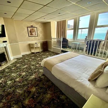 Doric 3* Blackpool