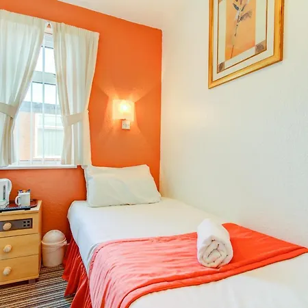 The Sandringham Court & Apartment-all Groups Welcome 3*