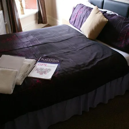 Earlsway Bed & Breakfast 2*