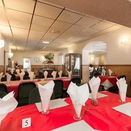Oak Lea Otel 3*