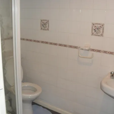 Bed & Breakfast Balmoral 4*