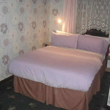 Balmoral 4*