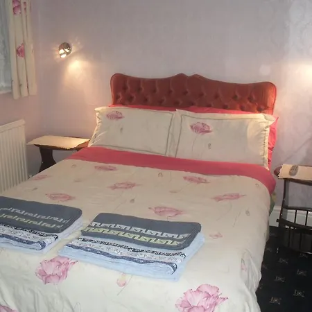 Balmoral Bed & Breakfast Blackpool