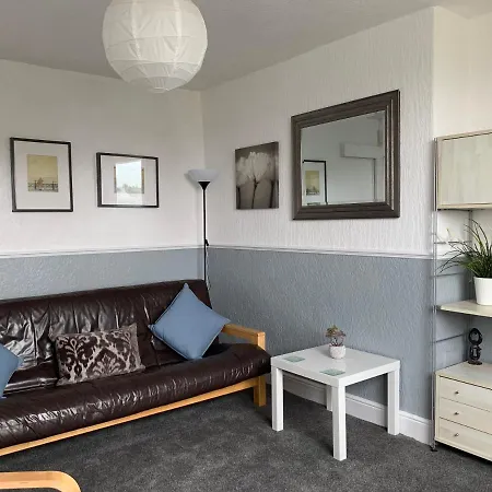 Chateau Dale Holiday Apartment