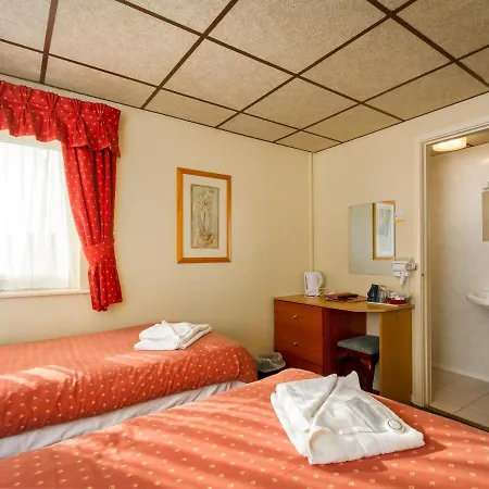 Oak Lea Otel 3*