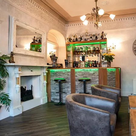 Bed & Breakfast Fox Blackpool