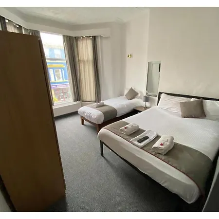 Bank Street 3* Blackpool