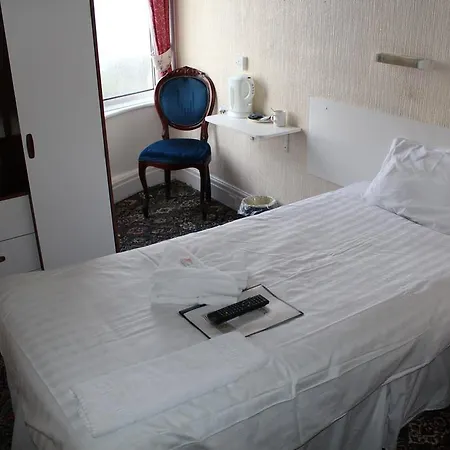 New Hacketts Hotel 3*
