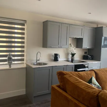 Willshaw For Families Over 25 Only Apartment Blackpool