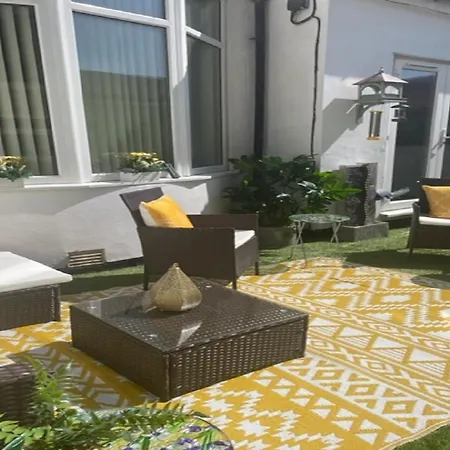 Beaucliffe Continental Guest house *