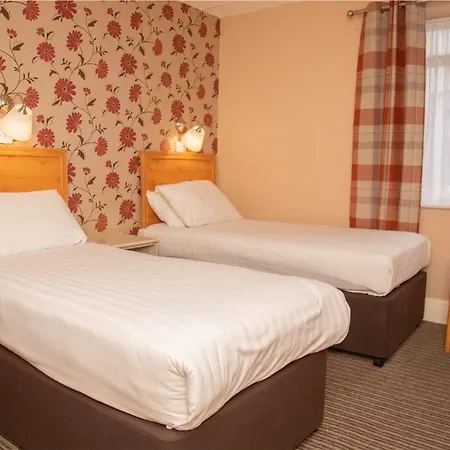 The Beechfield 3*