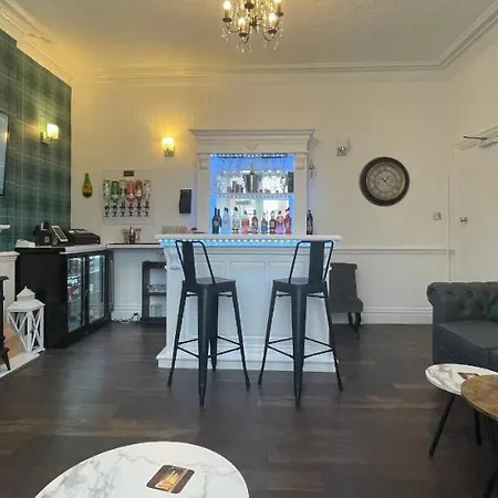 北魁斯特酒店 住宿加早餐酒店 黑潭
