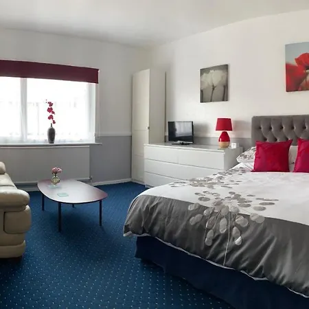 Chateau Dale Holiday * Blackpool