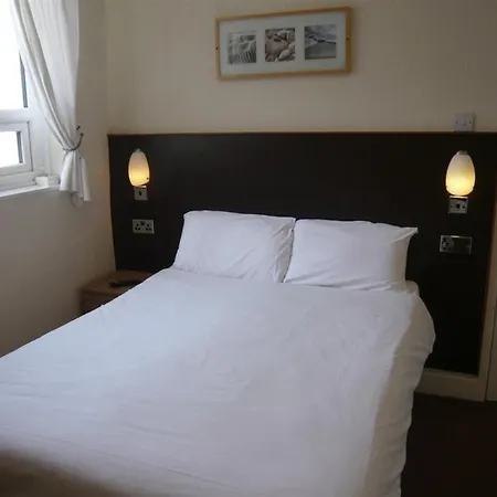 Dutchman 3* Blackpool