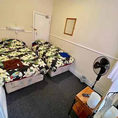 Hayward Hotel