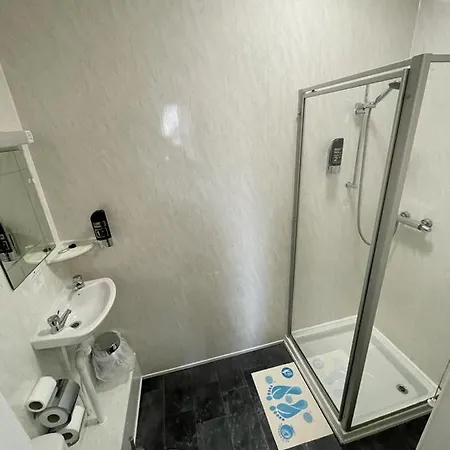 Hayward Hotel