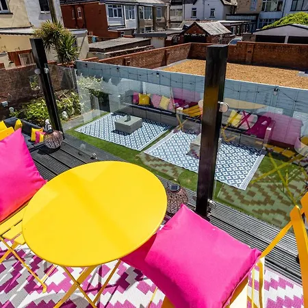 Empress Hall By Charles Alexander Short - Sleeps 20 Дом отдыха *