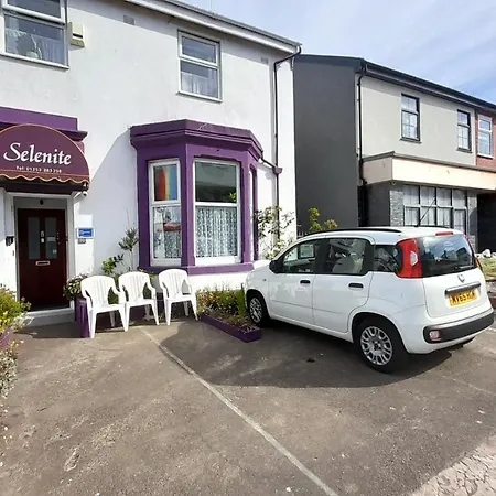 Selenite Guest house 2*