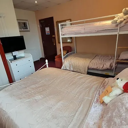 Selenite Guest house