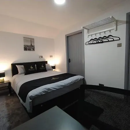 Black Pearl Luxury Apartment *