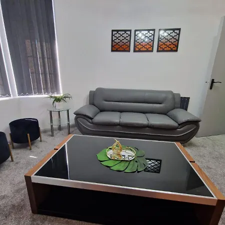Black Pearl Luxury Apartment *