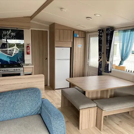Caravans Marton Mere *