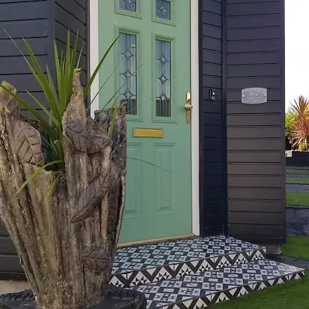 Henderson House Holiday home *