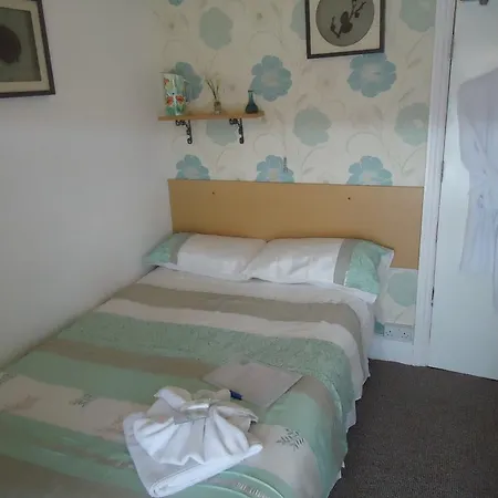 Beechwood Pensionat 3*