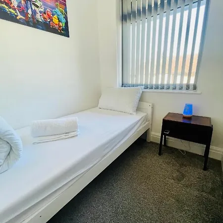 Holiday home Brand New Modern 3 Bedroom Blackpool