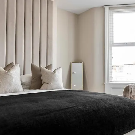 The Burlington By Stamp Sa * Blackpool