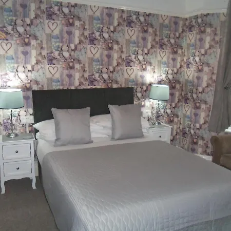 Bed & Breakfast The Sefton 3*