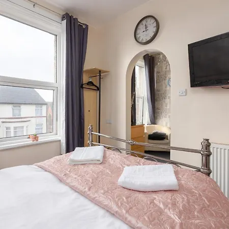 Hotel The