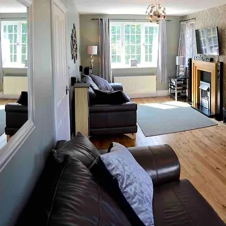 Holiday home “tarn Croft” Luxurious Sleep 6 District House
