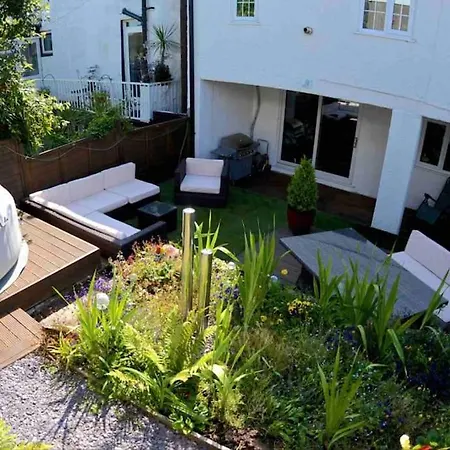 “tarn Croft” Luxurious Sleep 6 District House Holiday home *