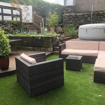 “tarn Croft” Luxurious Sleep 6 District House Holiday home