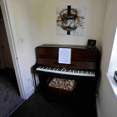 “tarn Croft” Luxurious Sleep 6 District House Lindal in Furness