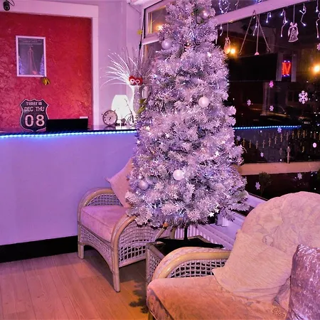 Myroomz Silver Hotell
