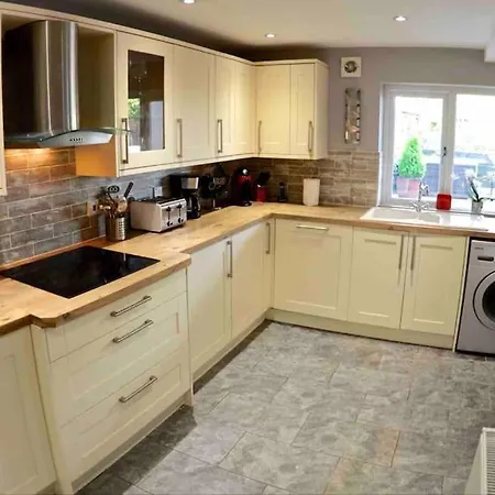 “tarn Croft” Luxurious Sleep 6 District House Holiday home Lindal in Furness