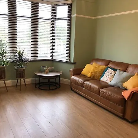Spacious Family Minutes From The Блэкпул