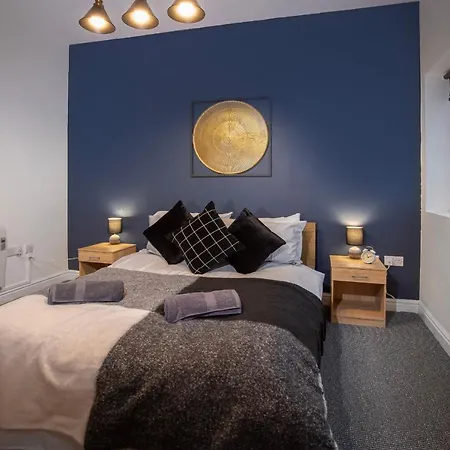 Bank Street 6 * Blackpool