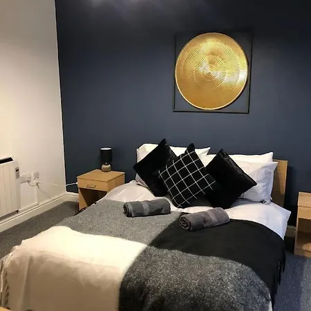 Bank Street 6 Apartment
