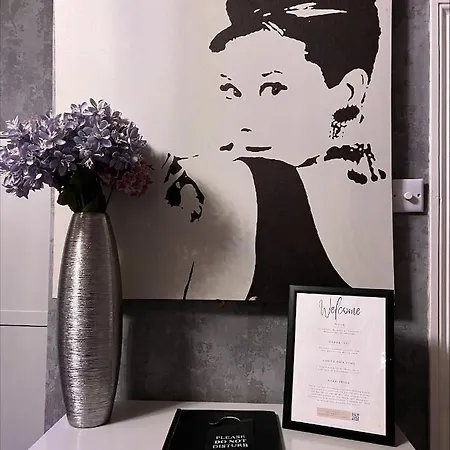 Bed & Breakfast Delovely Blackpool