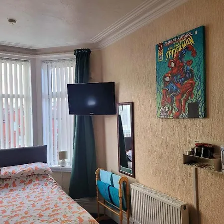 The Clevedon 3* Blackpool