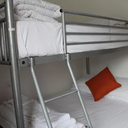 Backpackers & 2* Blackpool