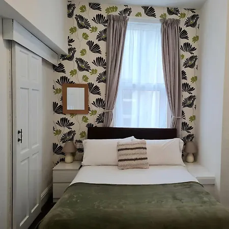 Bed & Breakfast Beverley Dean - Children Over 5 Years Welcome - Continental Breakfast